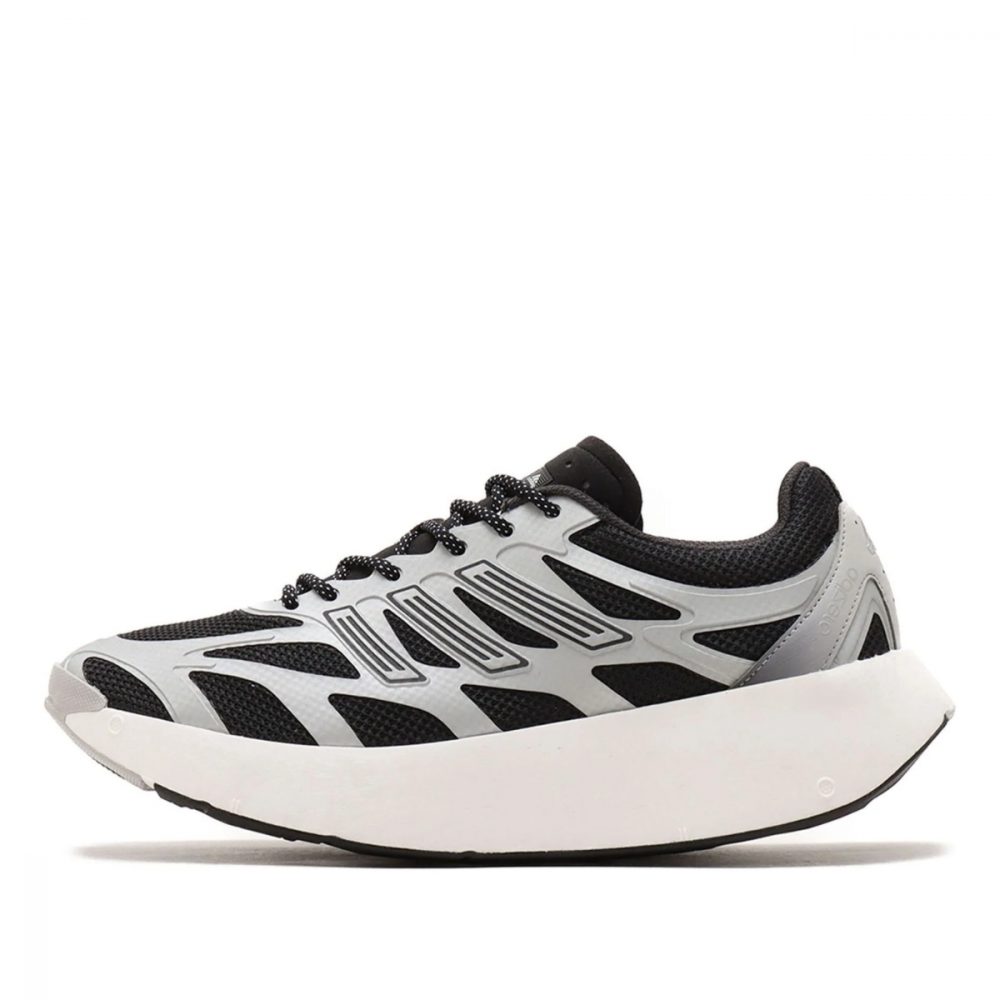 Giày adidas x atmos Adizero Aruku ‘Black Metallic Silver’ JQ5658