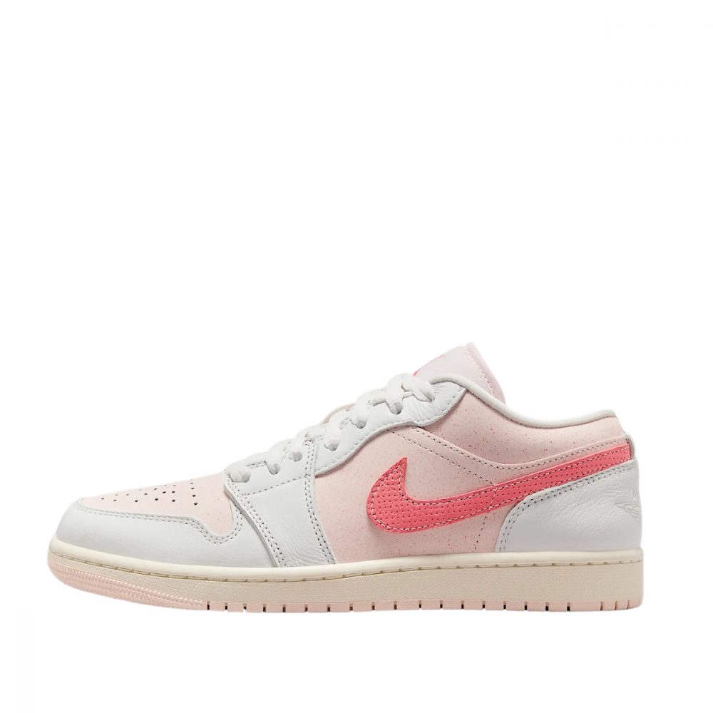 Giày Air Jordan 1 Low ‘Strawberry Milkshake’ IB8156-133