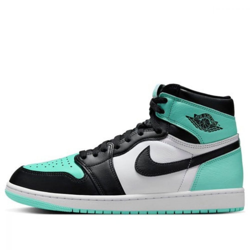 Giày Air Jordan 1 Retro High OG ‘Green Glow’ DZ5485-130