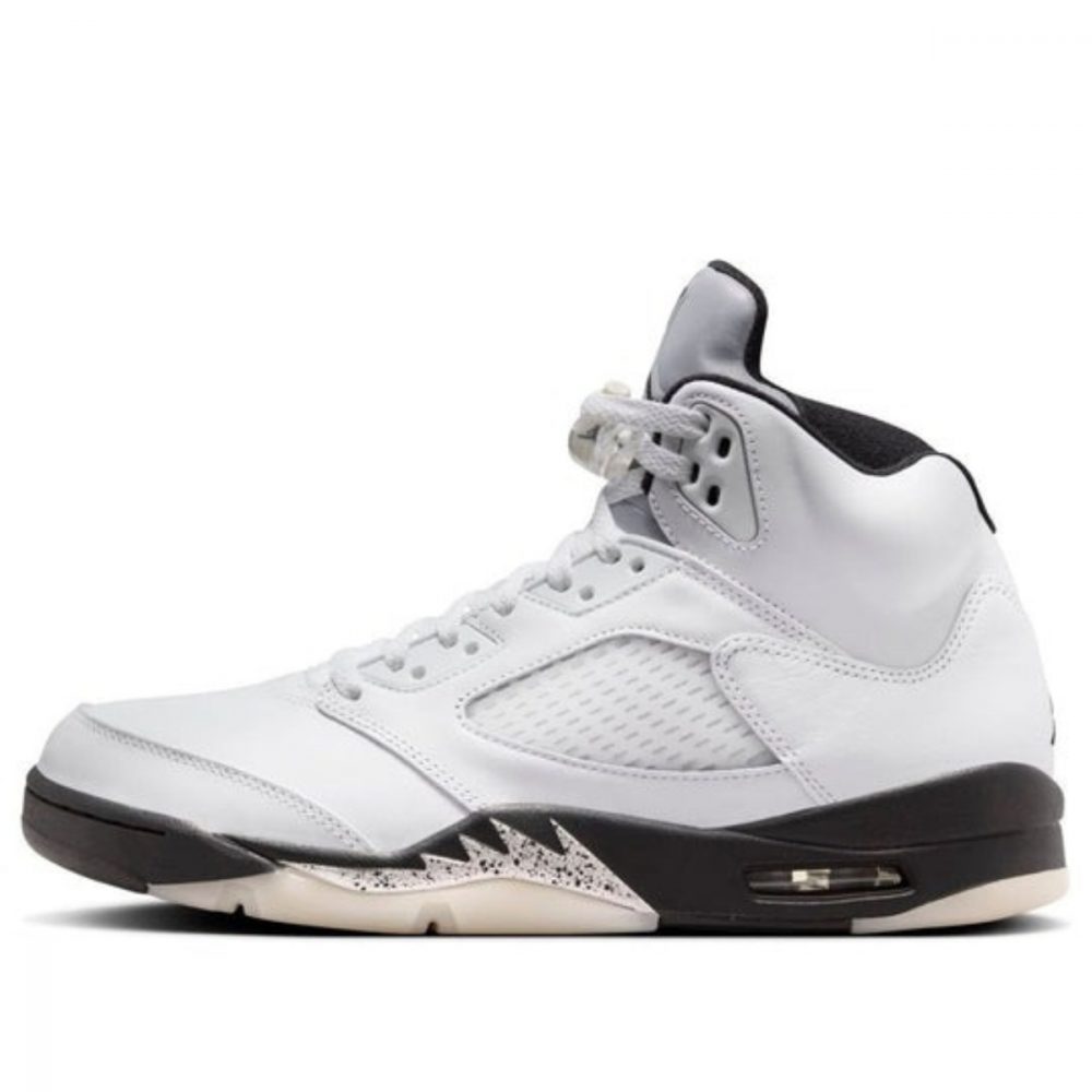 Giày Air Jordan 5 Retro ‘White Black’ DD0587-110