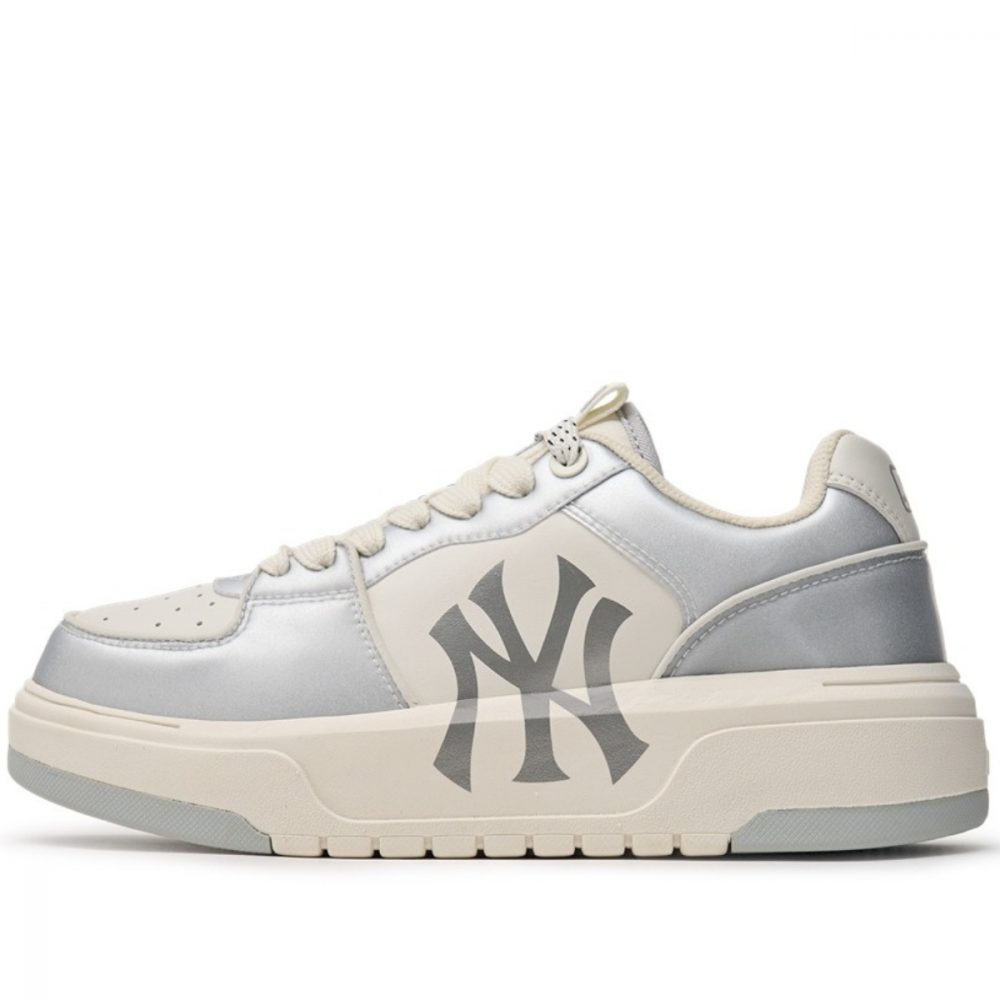 Giày MLB Korea Chunky Liner Hologram New York Yankees Gray 3ASXCLH3N-50GRS