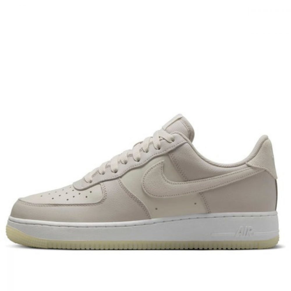 Giày Nike Air Force 1 ’07 LV8 ‘Light Bone’ FN5832-001