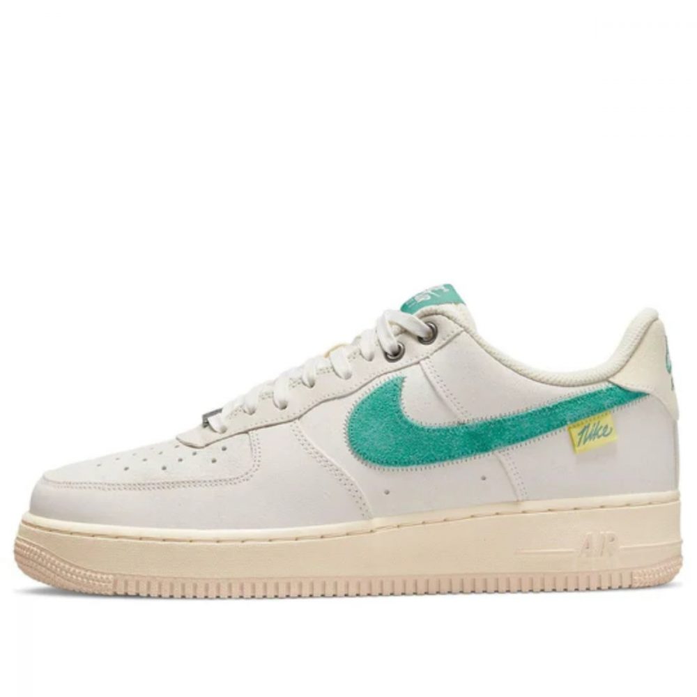 Giày Nike Air Force 1 ’07 LV8 ‘Test of Time’ DO5876-100