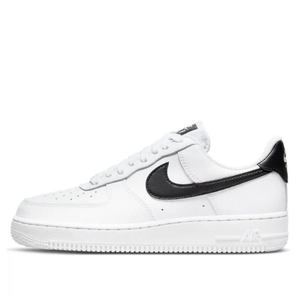 Giày Nike Air Force 1 ’07 ‘White Black 2022’ (WMNS) DD8959-103
