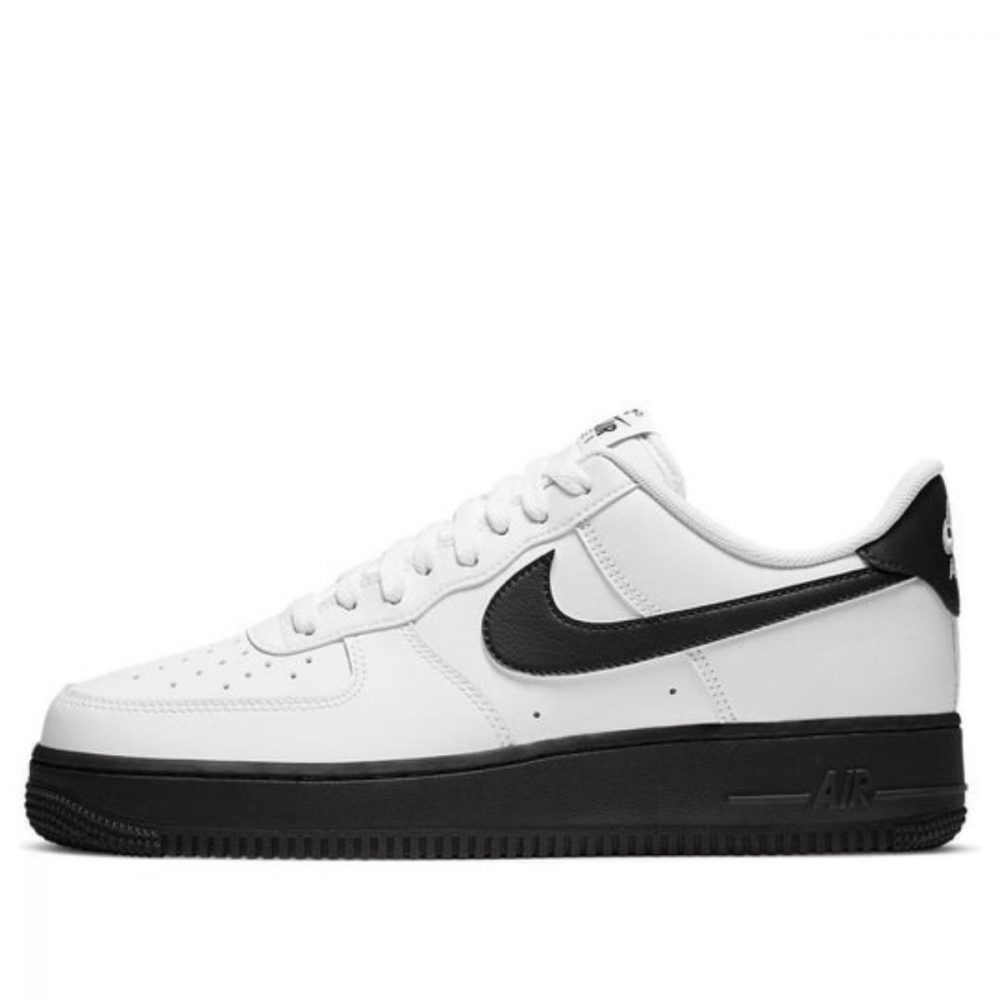 Giày Nike Air Force 1 Low ‘White Black Sole’ CK7663-101