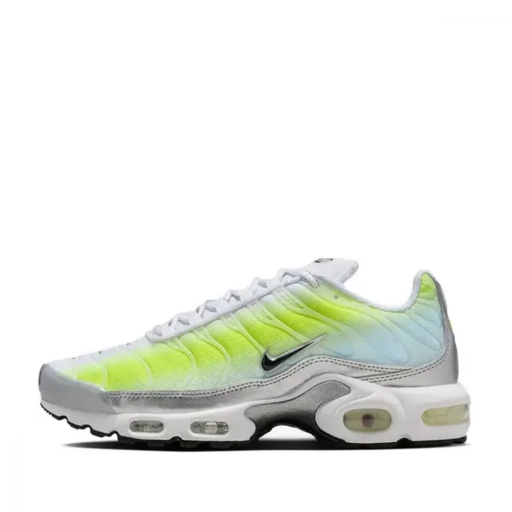 Giày Nike Air Max Plus Wmns ‘Cyber’ HJ9574-100