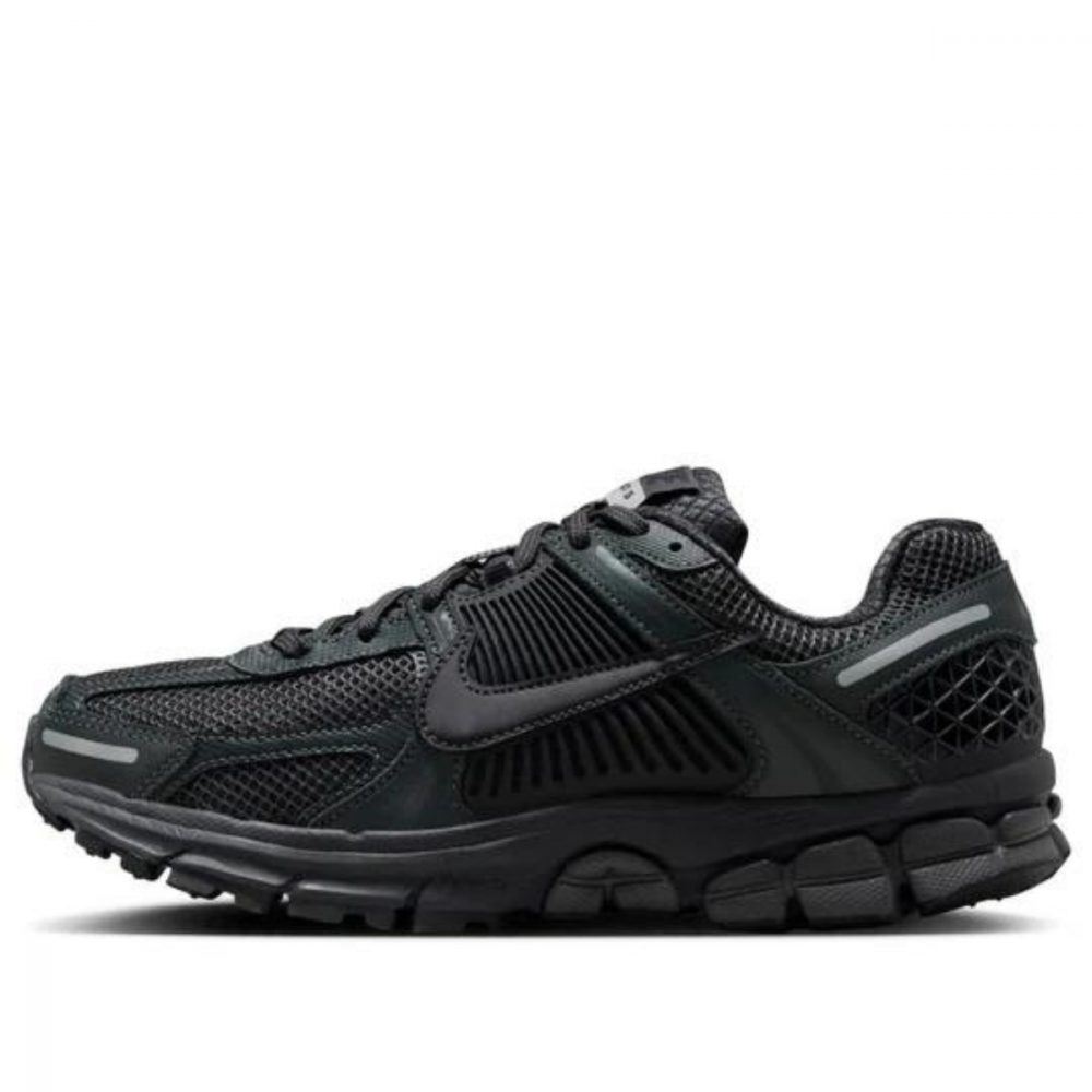 Giày Nike Air Zoom Vomero 5 ‘Triple Black’ (WMNS) FQ7079-002