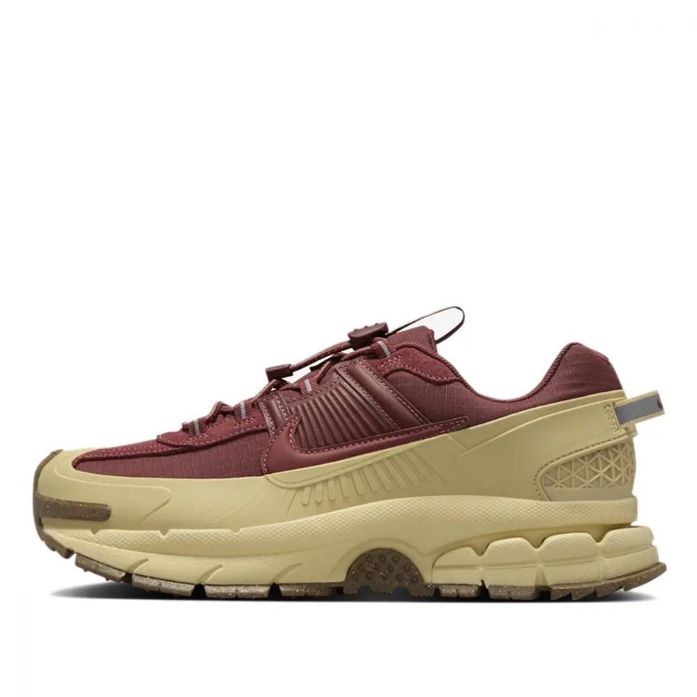 Giày Nike Zoom Vomero 5 Roam Team Gold HQ2181-700
