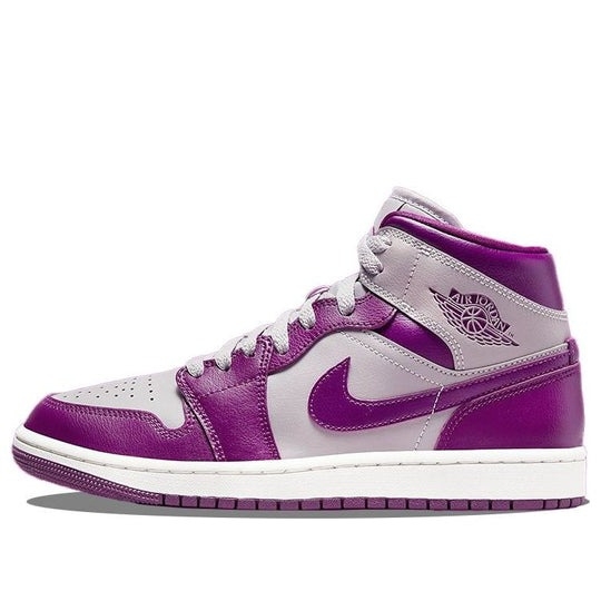 Giày (WMNS) Air Jordan 1 Mid ‘Magenta’ BQ6472-501