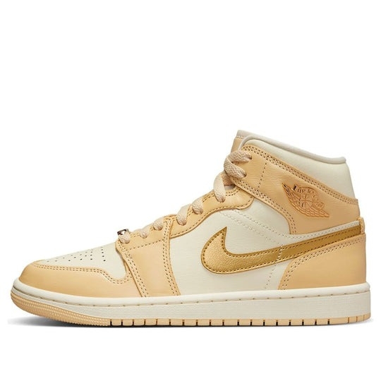 Giày (WMNS) Air Jordan 1 Mid ‘Pale Vanilla Gold’ FB9892-200