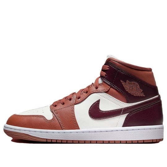 Giày (WMNS) Air Jordan 1 Mid ‘Sky J Orange’ BQ6472-200