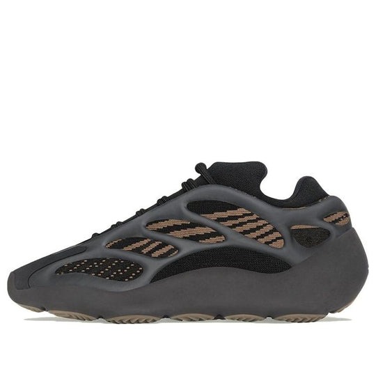 Giày Yeezy 700 V3 Clay Brown GY0189